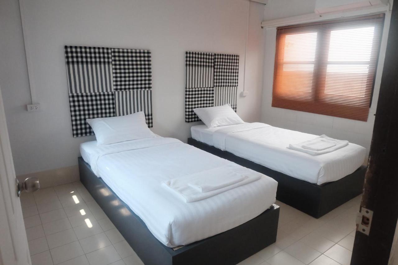 Ban Laem Thaen Eden Hotel Bangsean מראה חיצוני תמונה