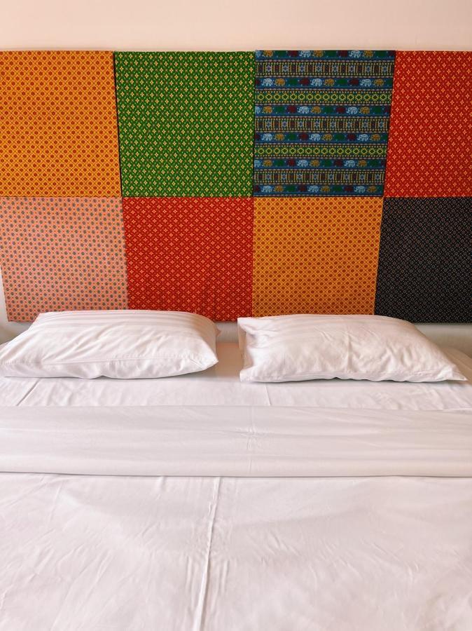 Ban Laem Thaen Eden Hotel Bangsean מראה חיצוני תמונה